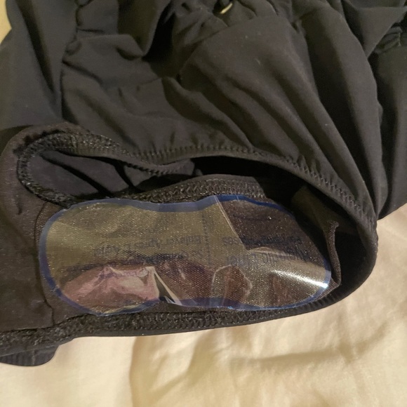 One piece swimsuit - Picture 2 of 4